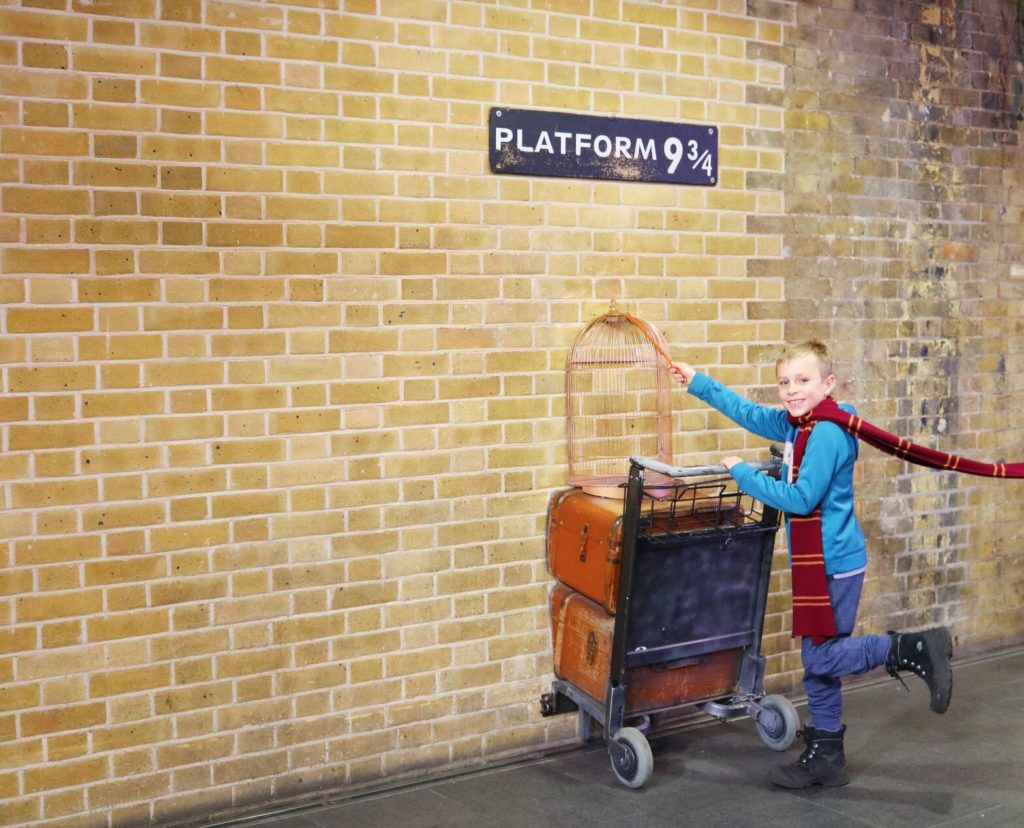 Harry Potter King's Cross Platform 9 3/4